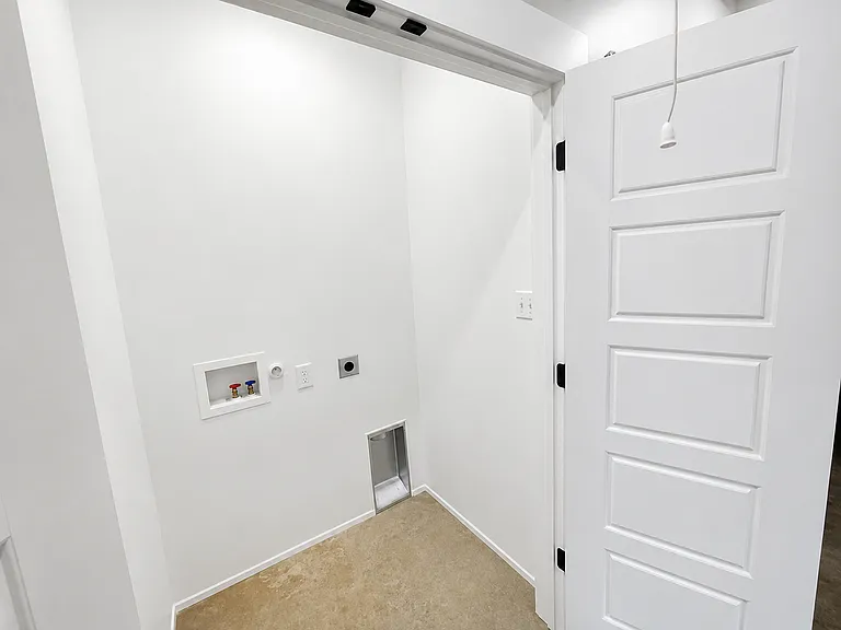 1213 Oak Dr — Photo 10