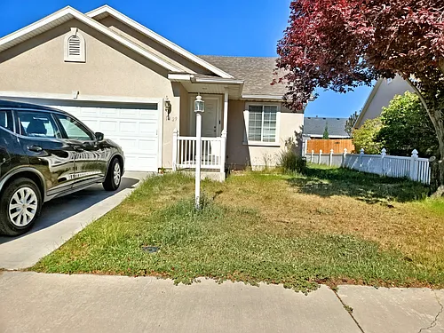 1429 N 550 W Photo 1