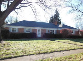 1689 Royal Blvd, Elgin, IL 60123