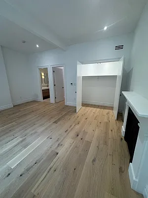 Bedroom 1, photo 3