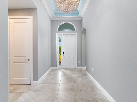 4th image of 4777 Four Lakes Circle SW