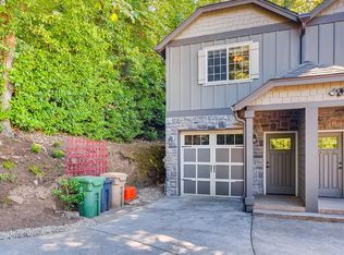 1402 Parrish St, Lake Oswego, OR 97034