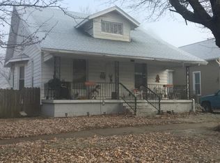 1316 Champaign Ave, Mattoon, IL 61938