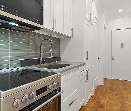 3rd image of 409 E 84th St APT 12A