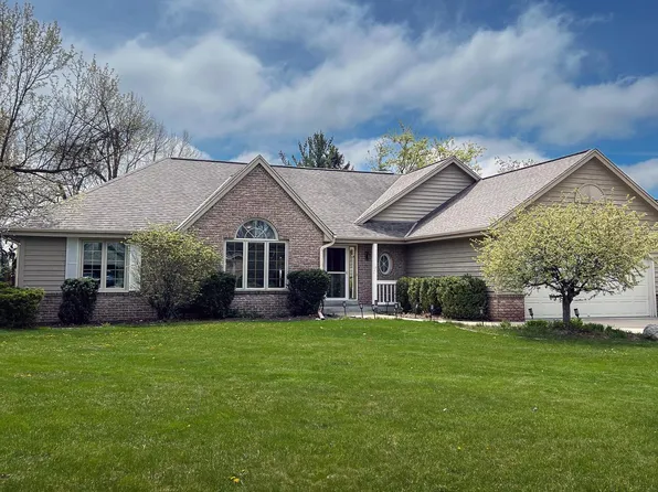 12445 W North LANE, New Berlin, WI 53151