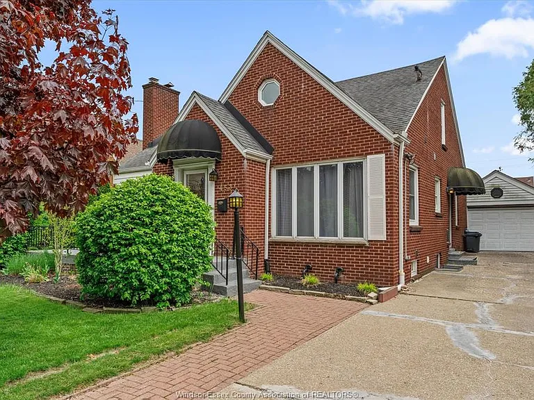 4531 Pleasant Pl #MAIN — Photo 1
