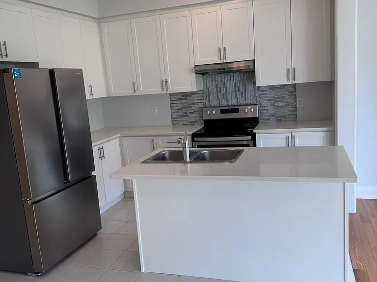 141 Cole Ter — Photo 8