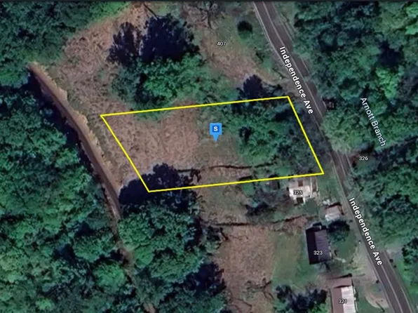 327 Independence Ave, Mount Carmel, TN 37645