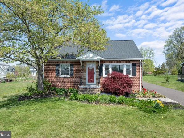 463 School Ln, Harleysville, PA 19438