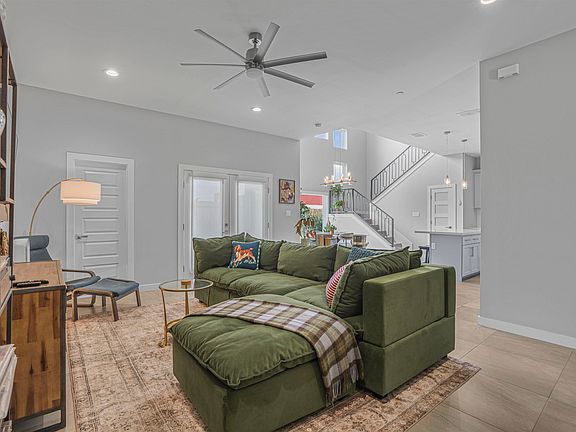 4th image of 9653 McPherson Rd #101