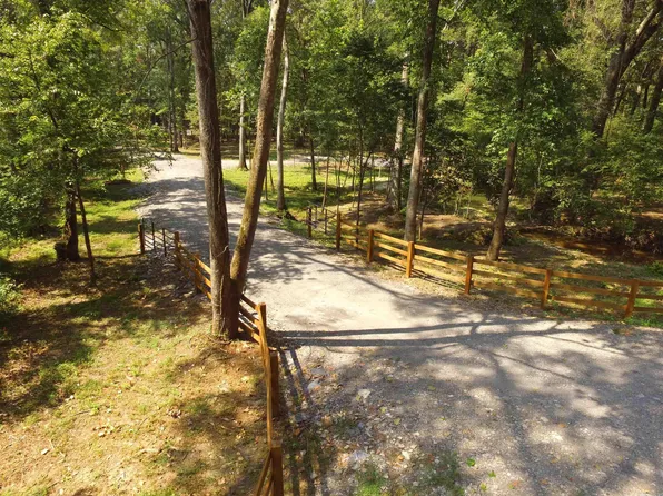 Sidell Rd, Benton, AR 72015