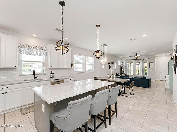 3rd image of 265 DALTON Circle
