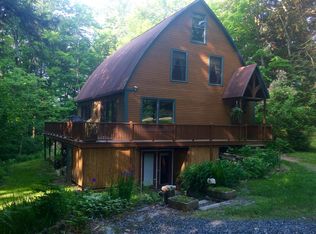 86 Ledgewood Dr, Randolph, VT 05060