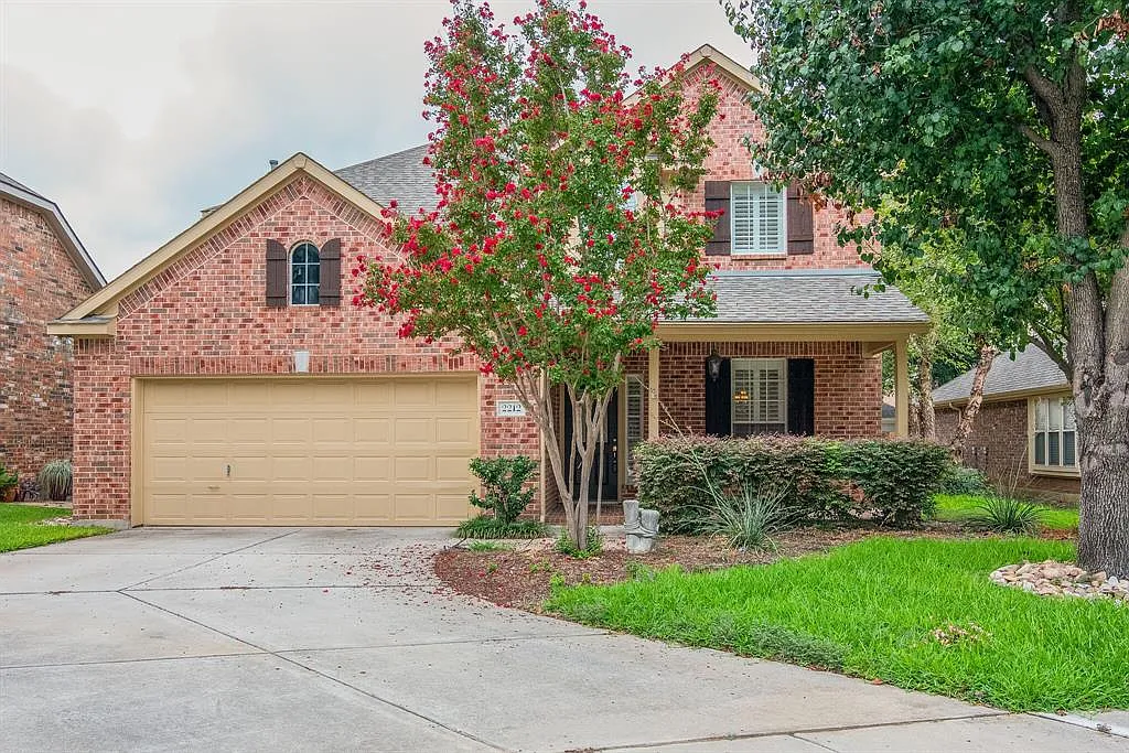 Building Photo - 2212 Bayou Ct