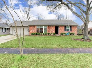 10935 Cedarhurst Dr, Houston, TX 77096