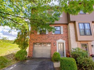 7338 Beacon Hill Dr, Pittsburgh, PA 15221