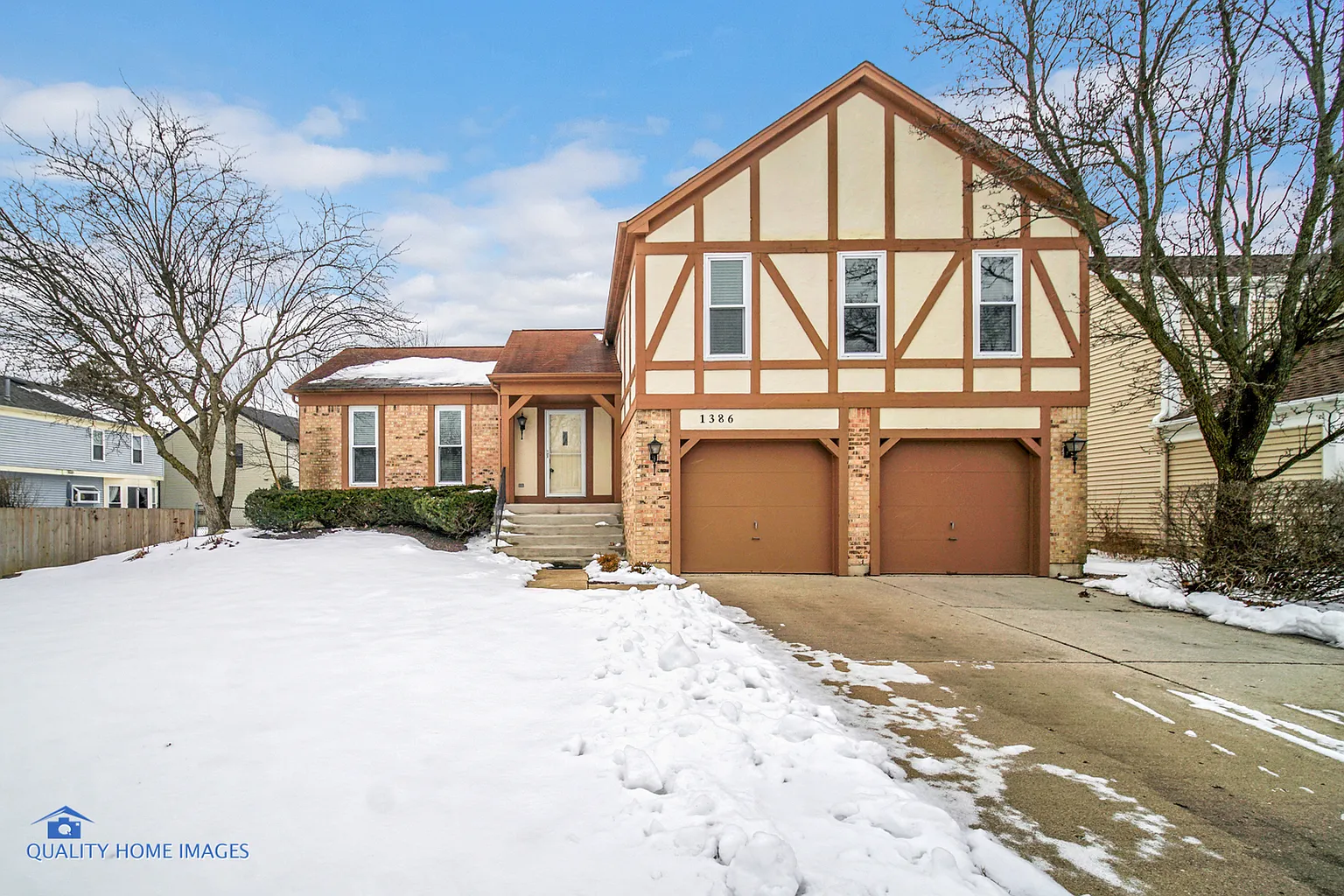 1386 Green Knolls Dr photo 1