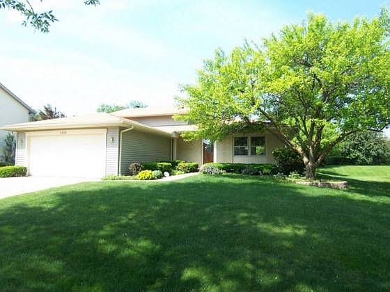 1st image of 3660 N Alder Dr