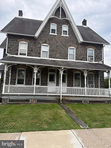 122 Juniper St Photo 1 122 Juniper St Photo 1