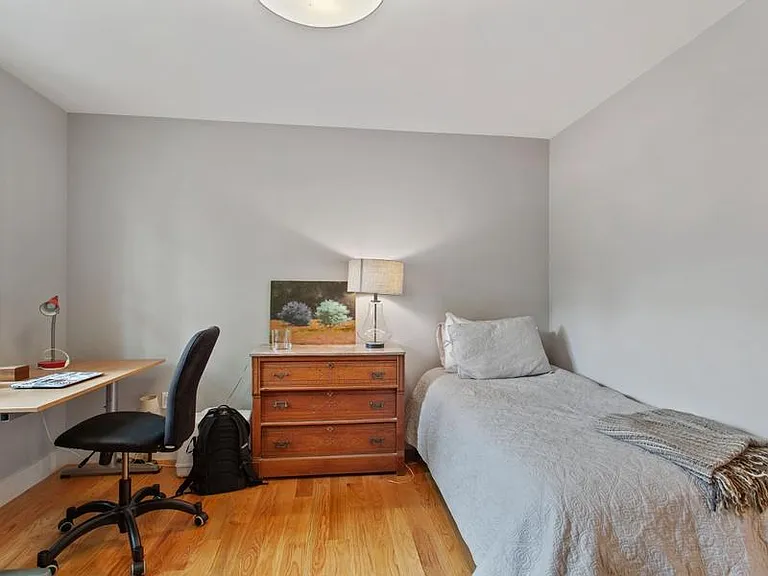 107 Fairmont St #A — Photo 10