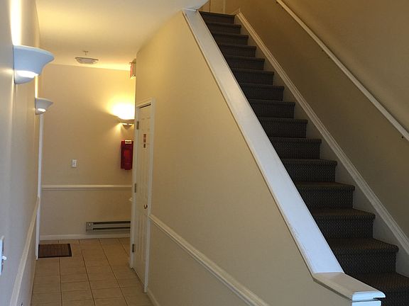 attractive lobby entrance