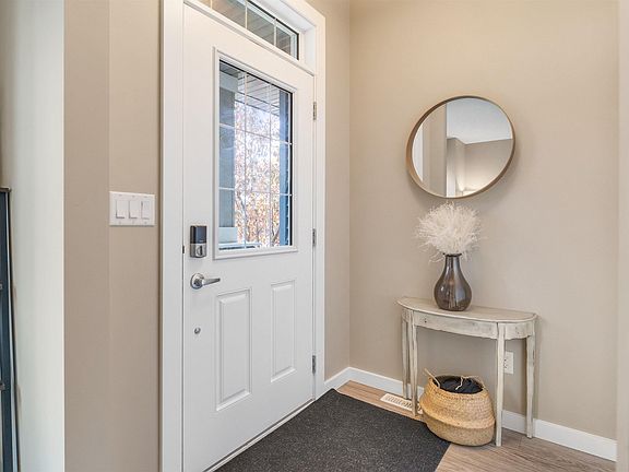 3rd image of 6090 Rosenthal Way NW