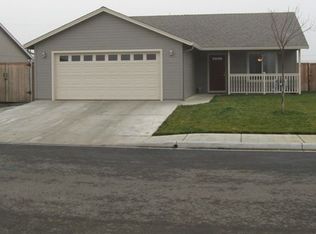 8425 Kyra Ln, White City, OR 97503