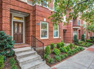 2432 Worthington St, Dallas, TX 75204