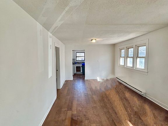 3rd image of 541 S Rybolt Ave #541