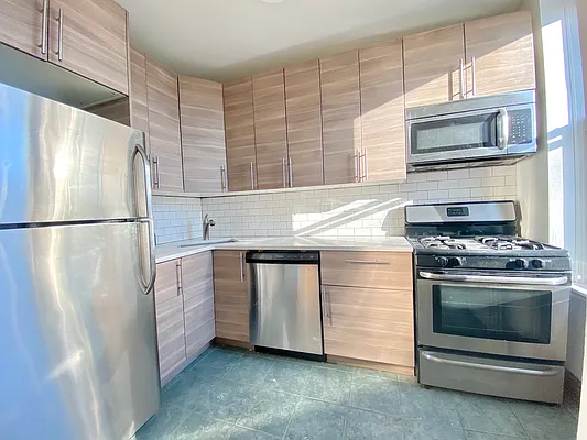 Rented by Compass | media 14