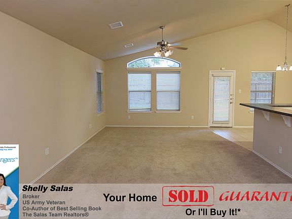4th image of 5403 English Oak Dr