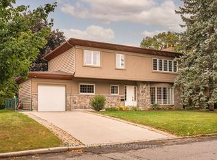 960 Elsett Dr, Ottawa, ON K1G 2S9