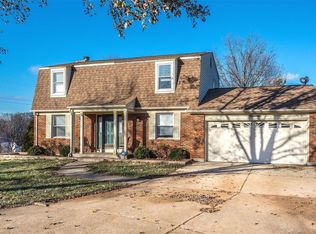 14 Hazel Trail Ct, Fenton, MO 63026
