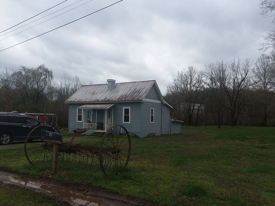 1st image of 4 Wilkerson Ln