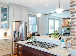 10 Sutherland Ave, Charleston, SC 29403