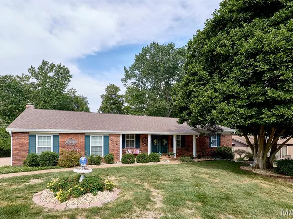 192 Corral Trl, Ballwin, MO 63011