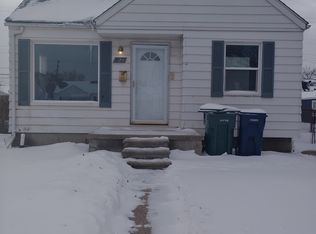 523 Lincoln Ave, Lincoln Park, MI 48146