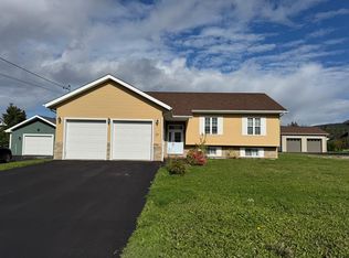 27 Foote Street, Pasadena, NL A0L1K0