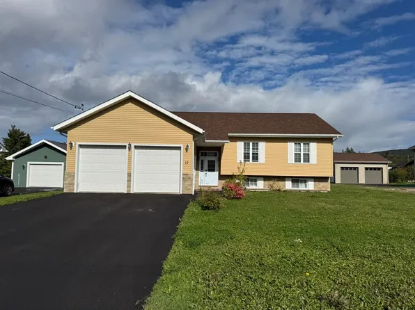 27 Foote Street, Pasadena, NL A0L1K0