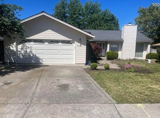 1141 N Modoc Ave, Medford, OR 97504