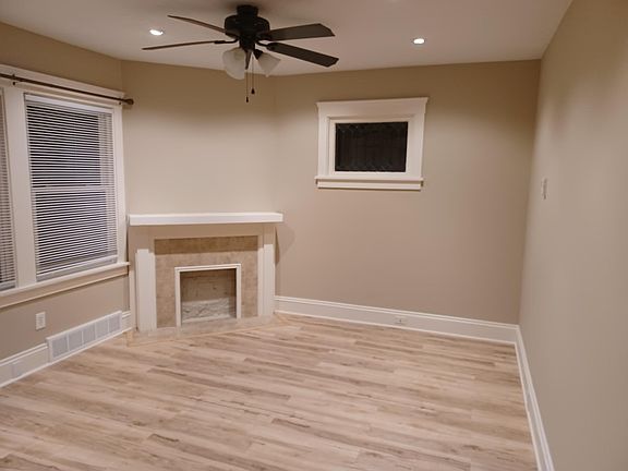 2nd image of 1889 W 52nd St #1