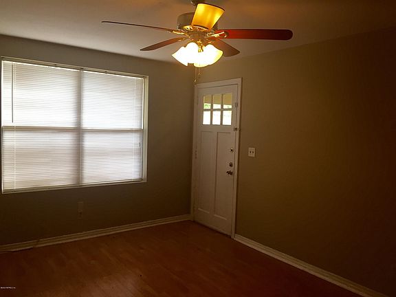 5th image of 1318 Willow Branch Ave