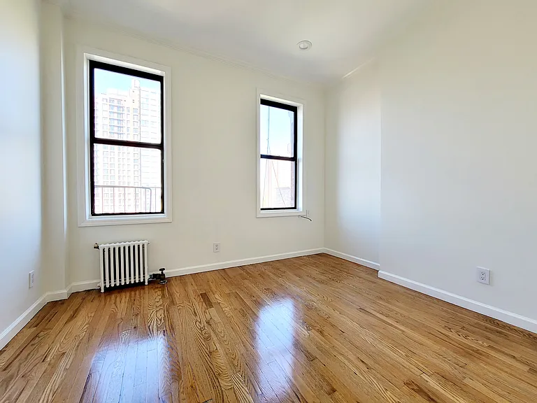 186 Norfolk St #6F — Photo 2