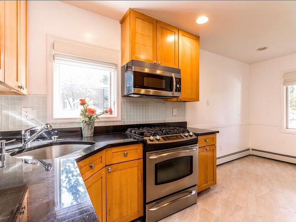 1st image of 5723 253rd St #1