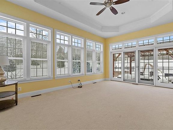 5th image of 308 Sapling Ct