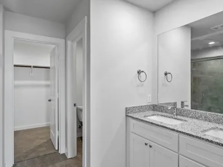 2609 Republic Ave — Photo 10