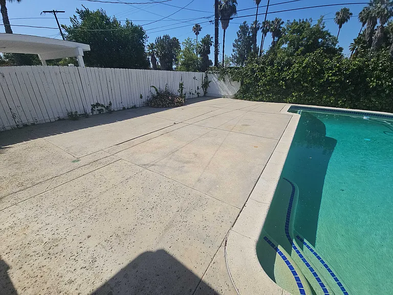 Bullock St — Photo 48