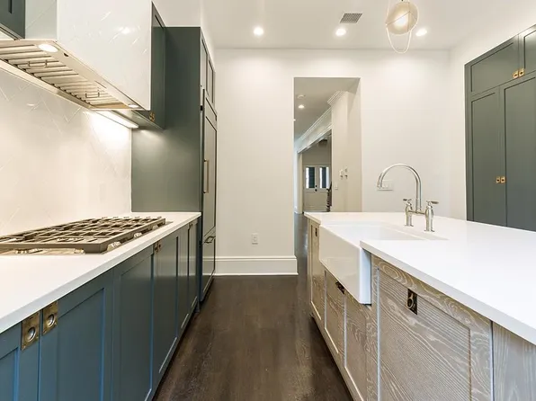 206 8th Street image 7 of 35