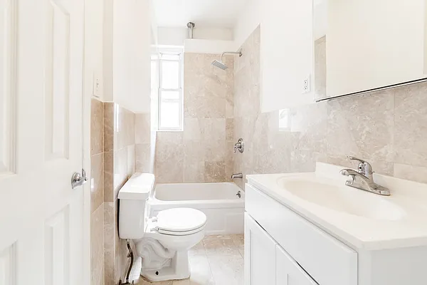 Rented by Bold New York | media 6