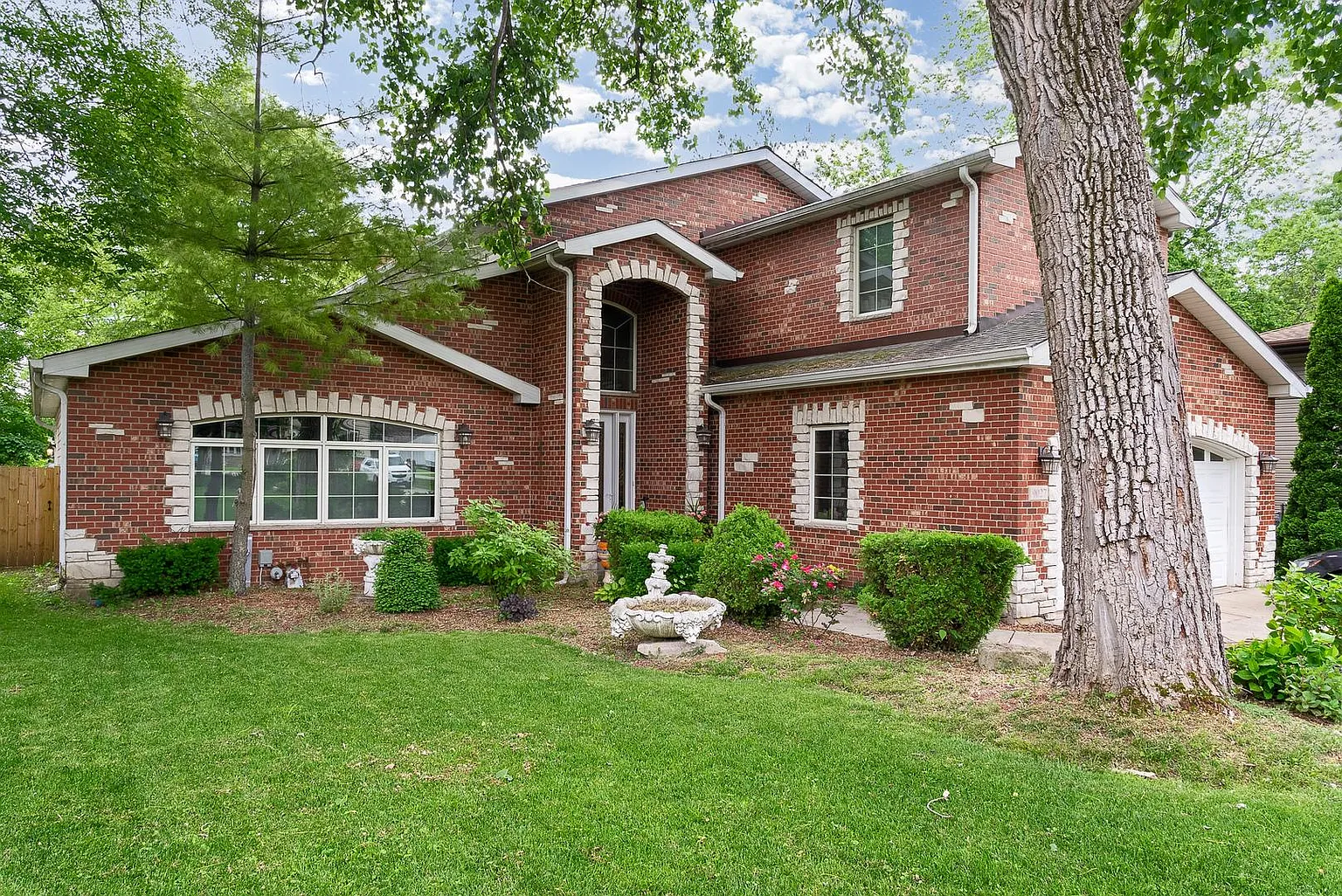 9027 Palisades Rd photo 1